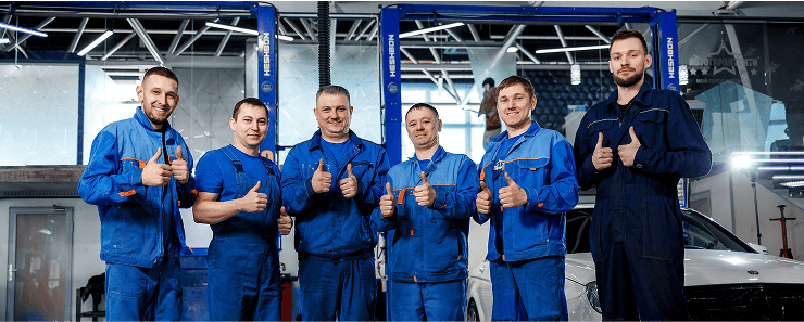 Команда сервиса F1